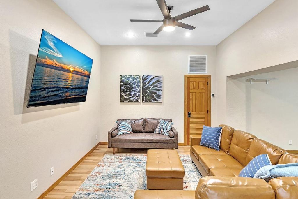 Pool Heat I Firepit And Bbq I 75"Tv I Foosball I 581Mbps Cooper City Εξωτερικό φωτογραφία